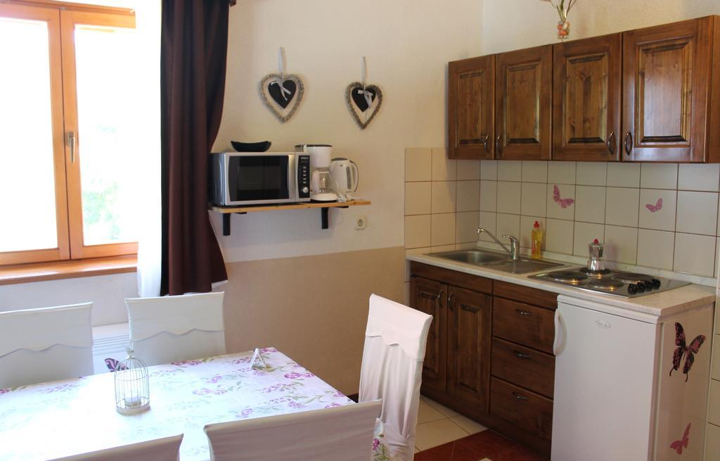 Apartment Kaštel Motovun Buitenkant foto
