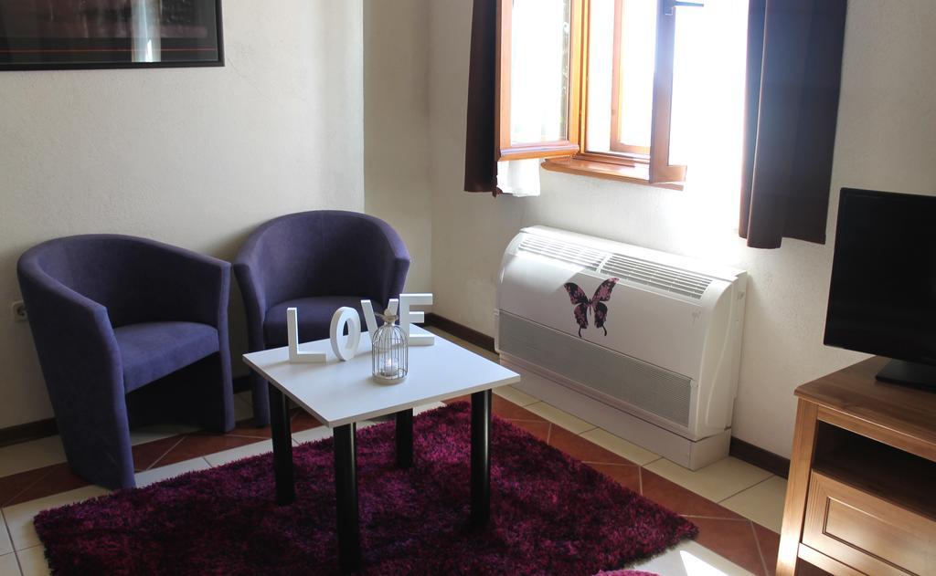 Apartment Kaštel Motovun Buitenkant foto